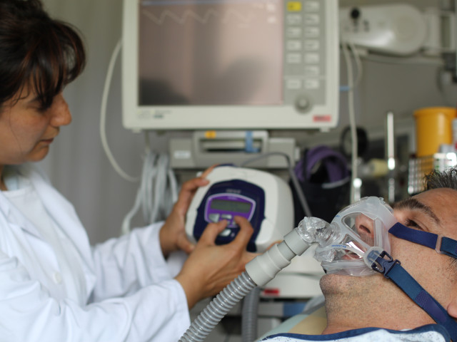 Wirksame Schlafapnoe-Therapie trotz Höhenluft.
